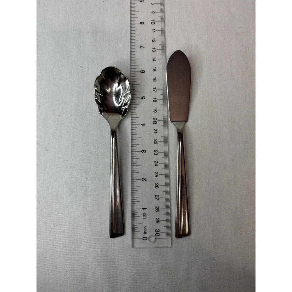 WM Rogers Stainless Steel Cheese Knife & Jelly Spoon Silver Glossy Handle